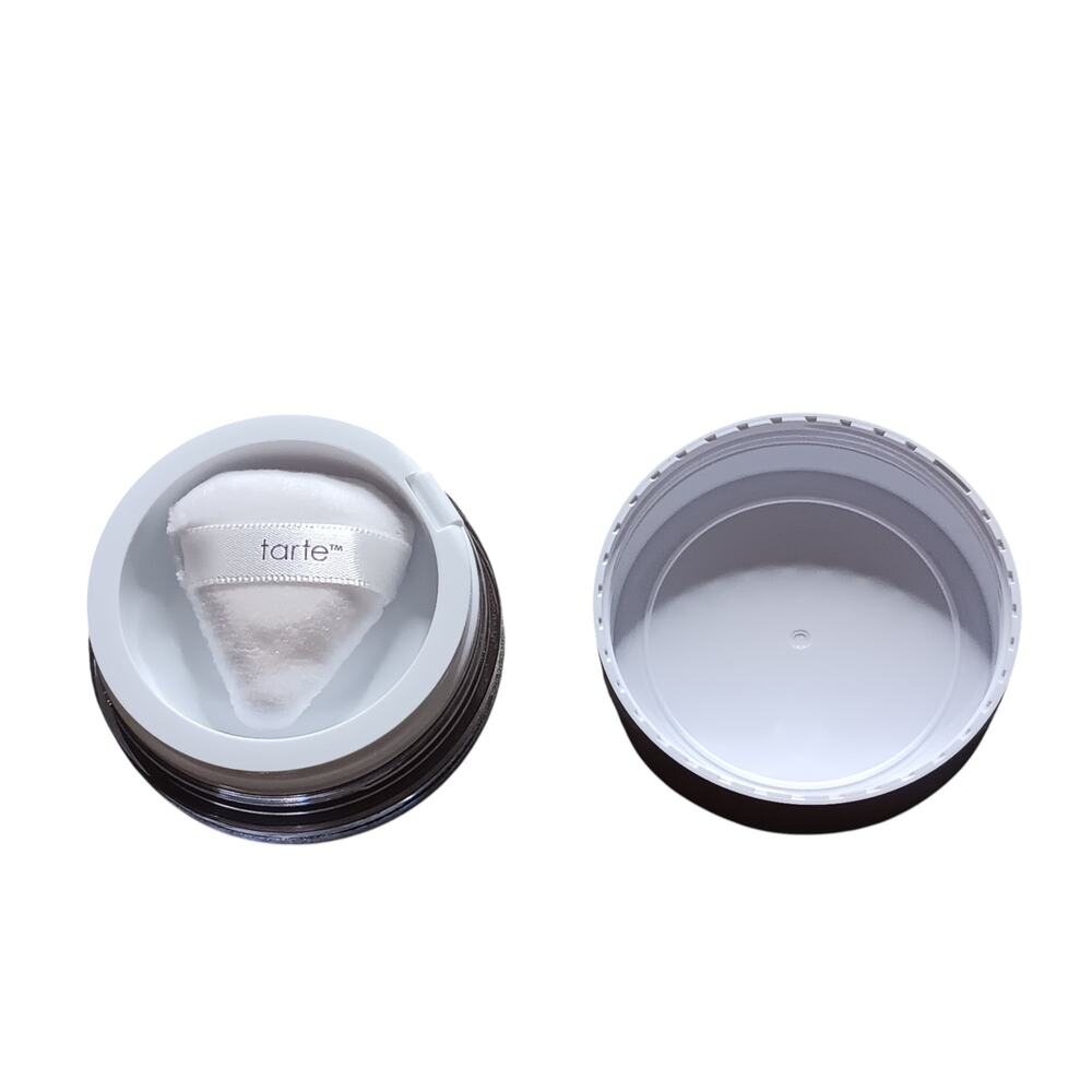 New in Box Tarte Creaseless Setting & Brightening Powder in Translucent - Picture 14 of 14